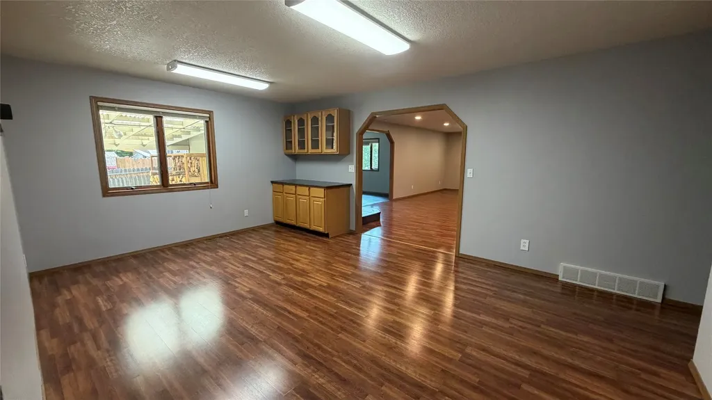 413 33rd Avenue NE Great Falls MT 59404