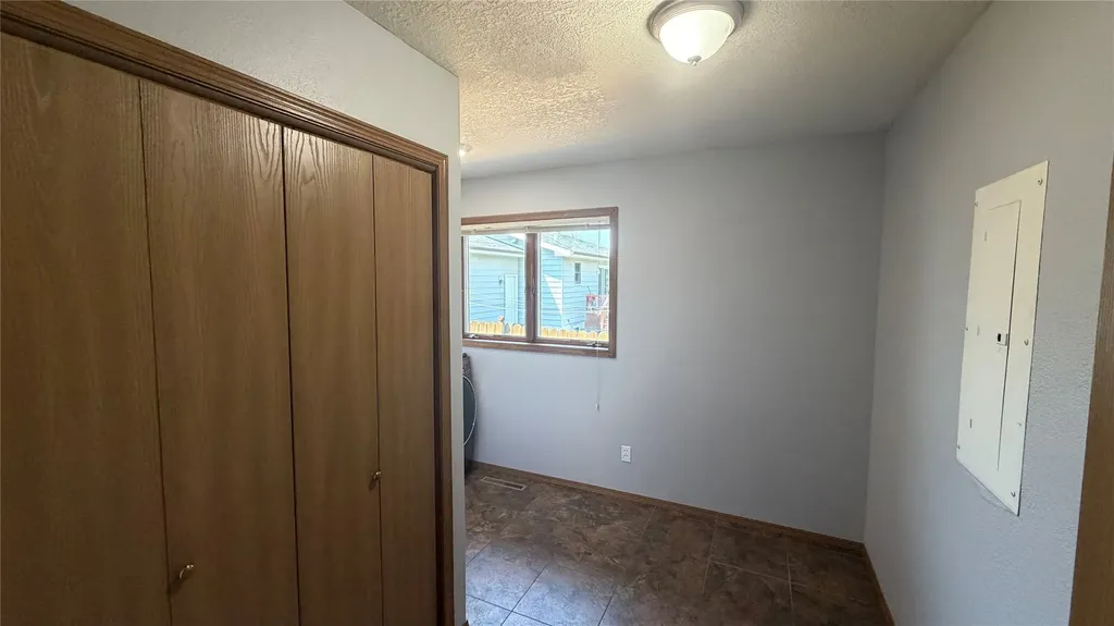 413 33rd Avenue NE Great Falls MT 59404
