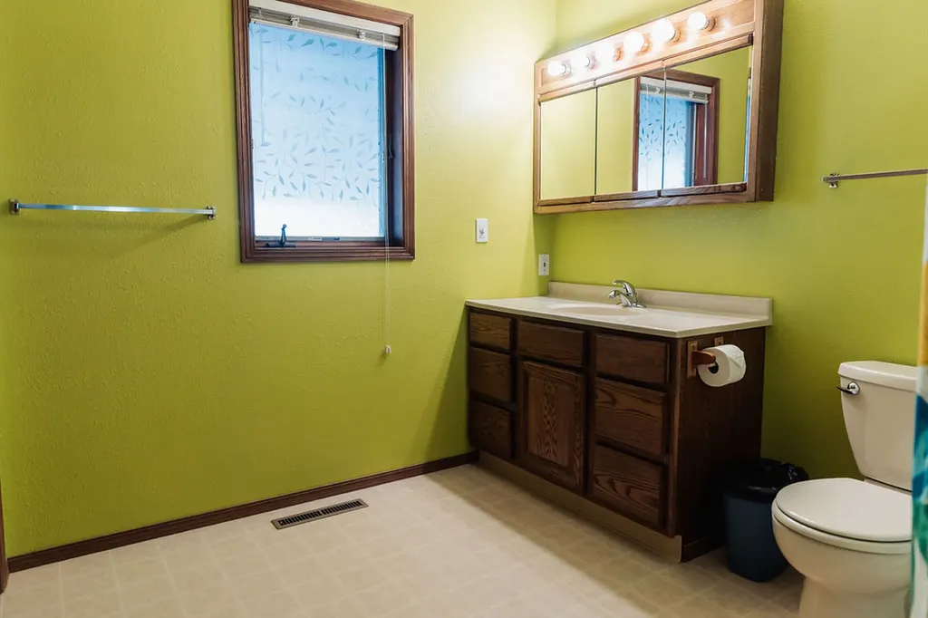 413 33rd Avenue NE Great Falls MT 59404
