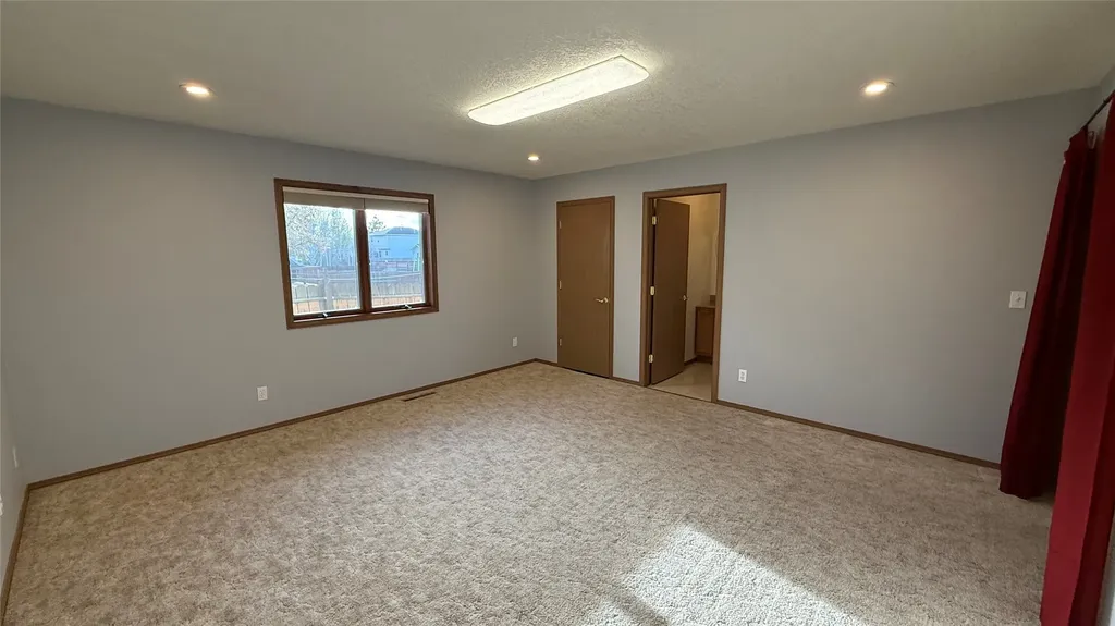 413 33rd Avenue NE Great Falls MT 59404
