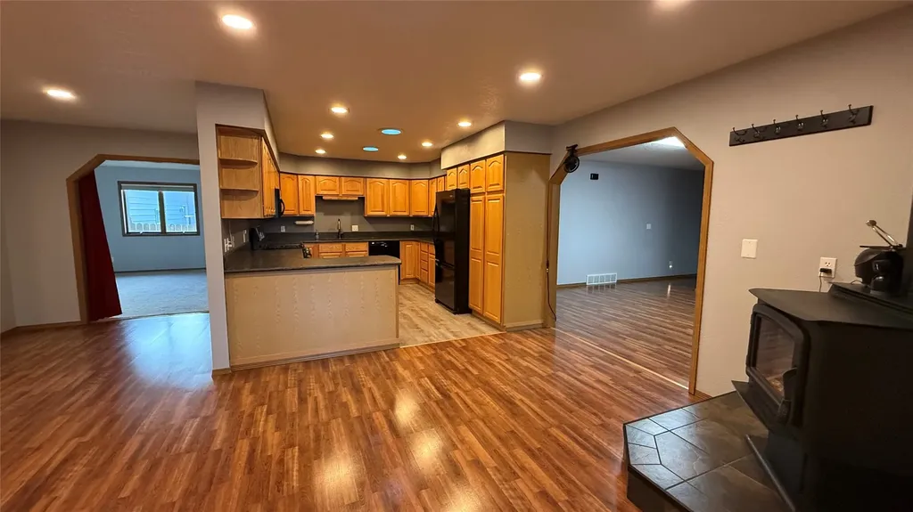 413 33rd Avenue NE Great Falls MT 59404