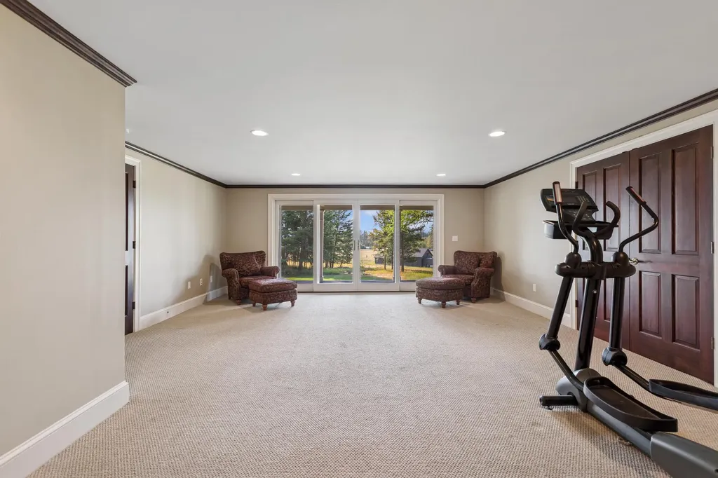 43 Ridgeway Court Columbia Falls MT 59912