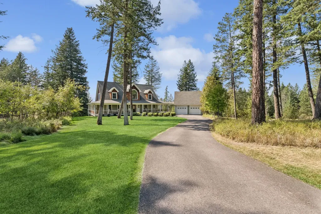 43 Ridgeway Court Columbia Falls MT 59912