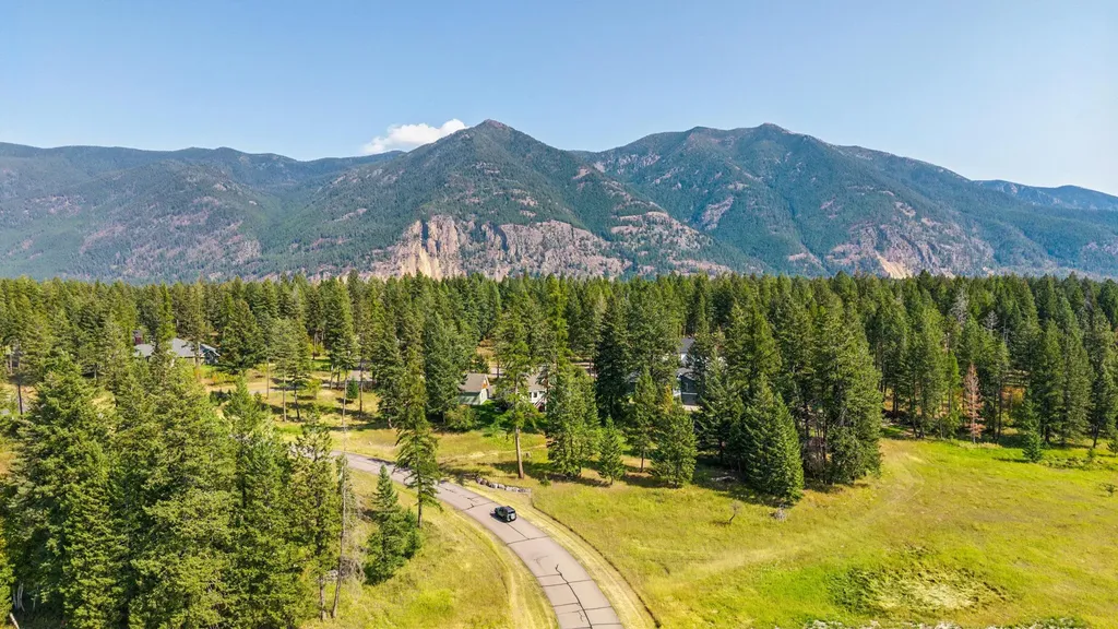 43 Ridgeway Court Columbia Falls MT 59912