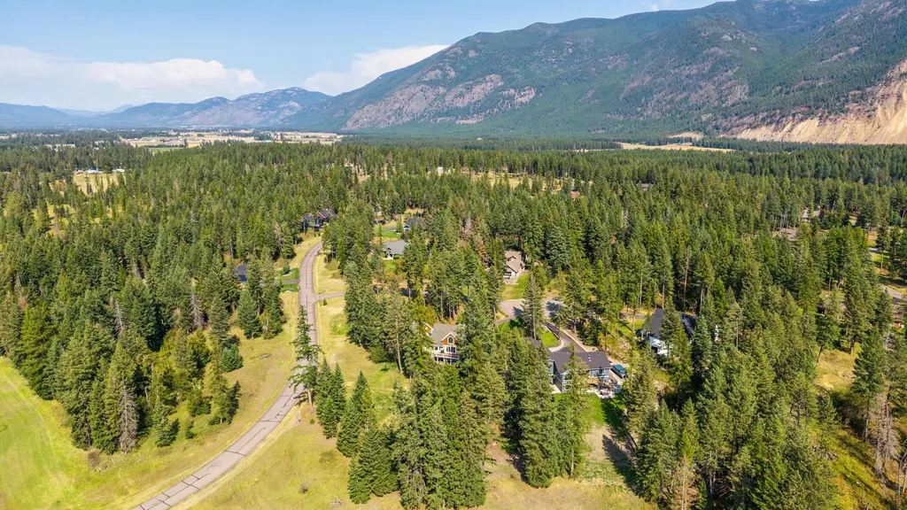 43 Ridgeway Court Columbia Falls MT 59912