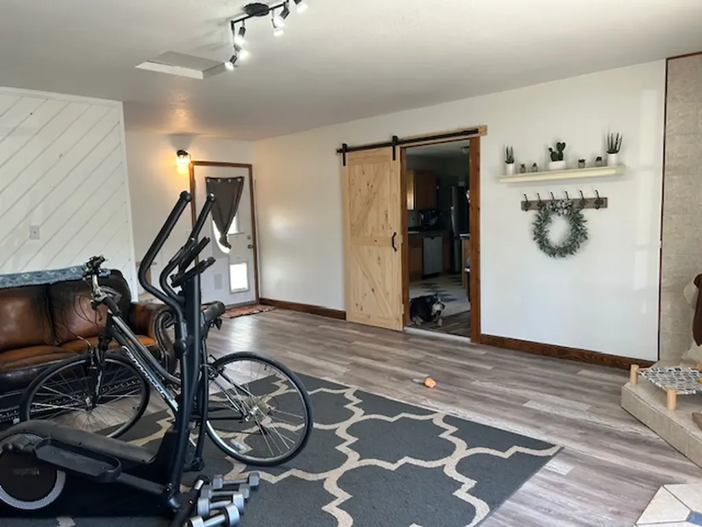 231 Silverbow Drive Victor MT 59875