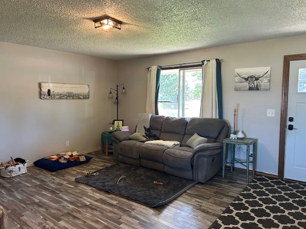 231 Silverbow Drive Victor MT 59875