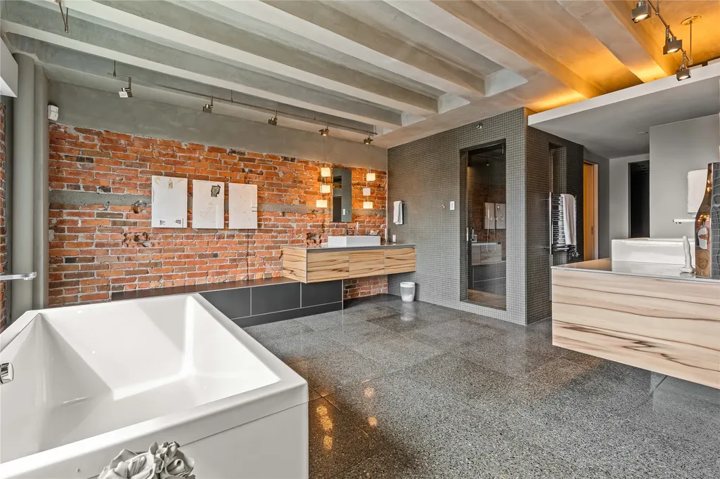 131 S Higgins Avenue Missoula MT 59802