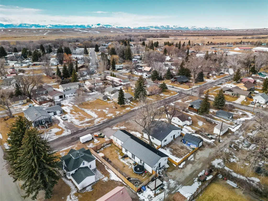 115 4th Avenue SW Choteau MT 59422