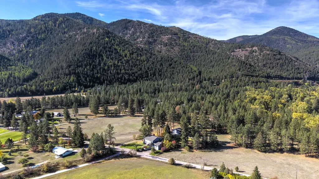 13655 Turah Road Clinton MT 59825