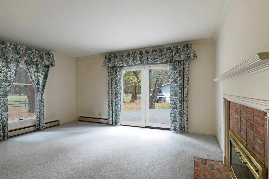13655 Turah Road Clinton MT 59825