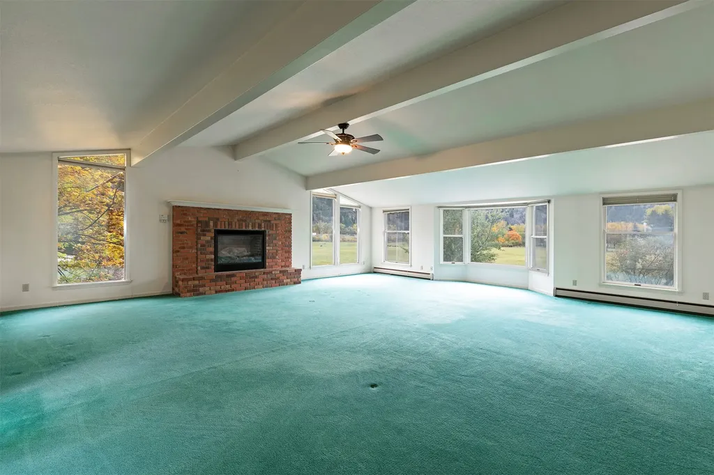 13655 Turah Road Clinton MT 59825