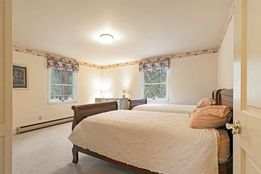 13655 Turah Road Clinton MT 59825