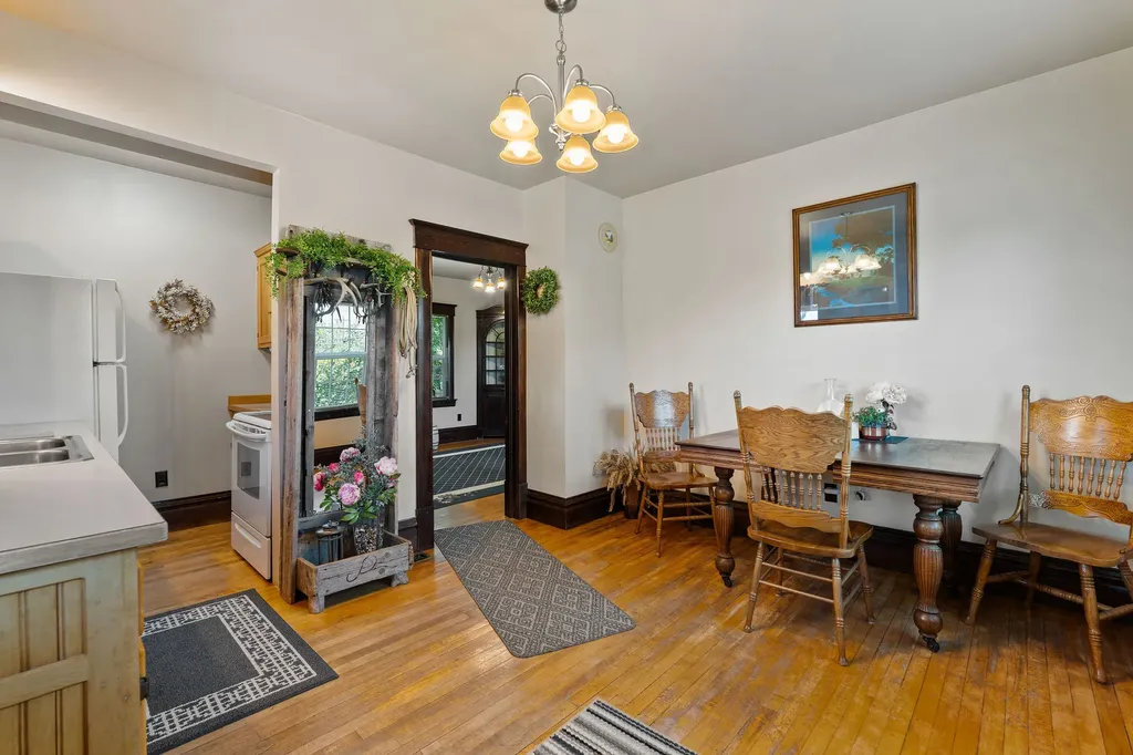 1380 Lower Valley Road Kalispell MT 59901