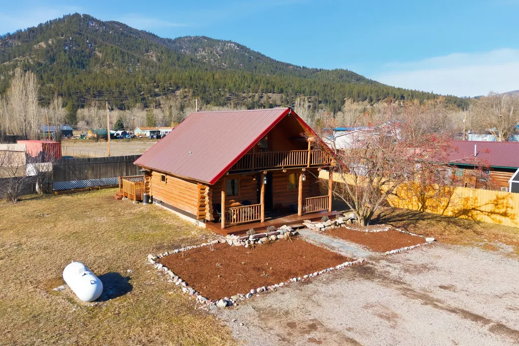 12407 Hawk Lane Clinton MT 59825