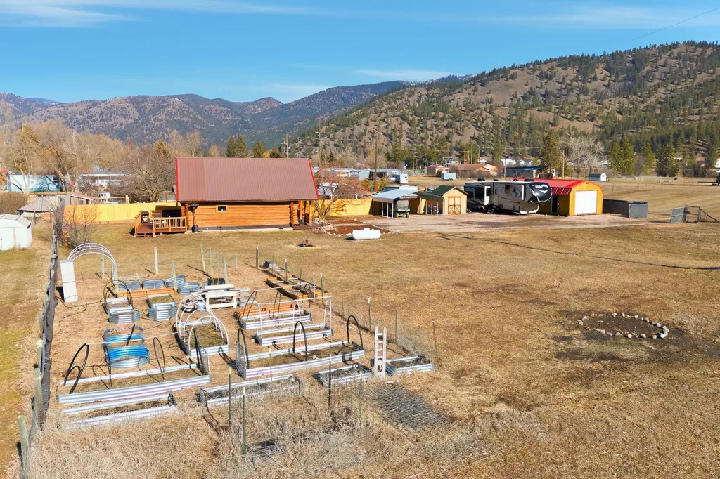 12407 Hawk Lane Clinton MT 59825