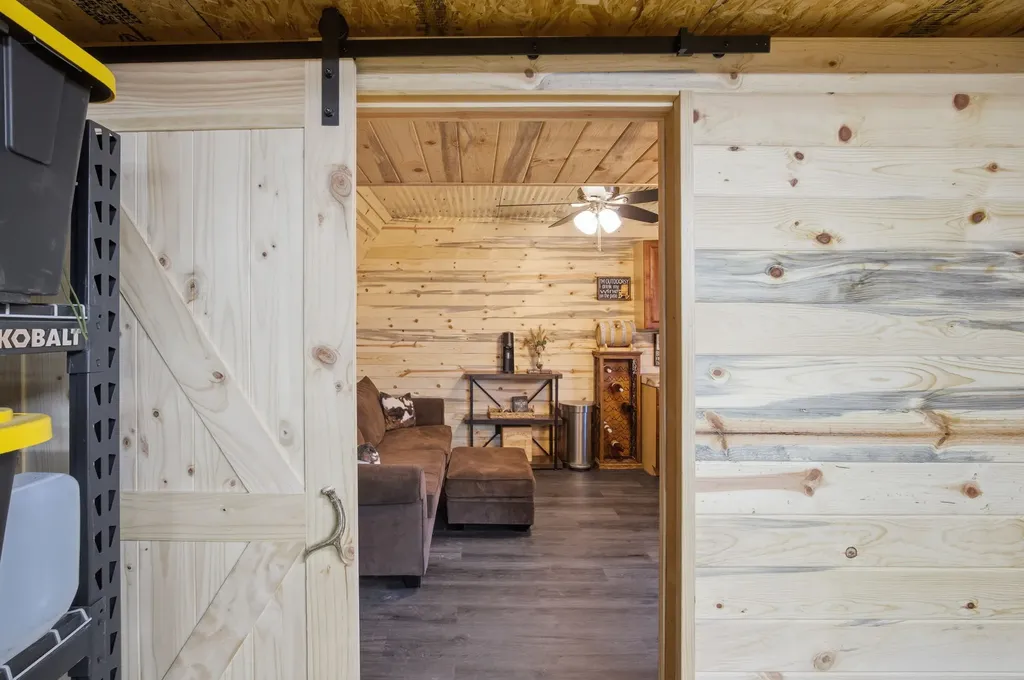 12407 Hawk Lane Clinton MT 59825