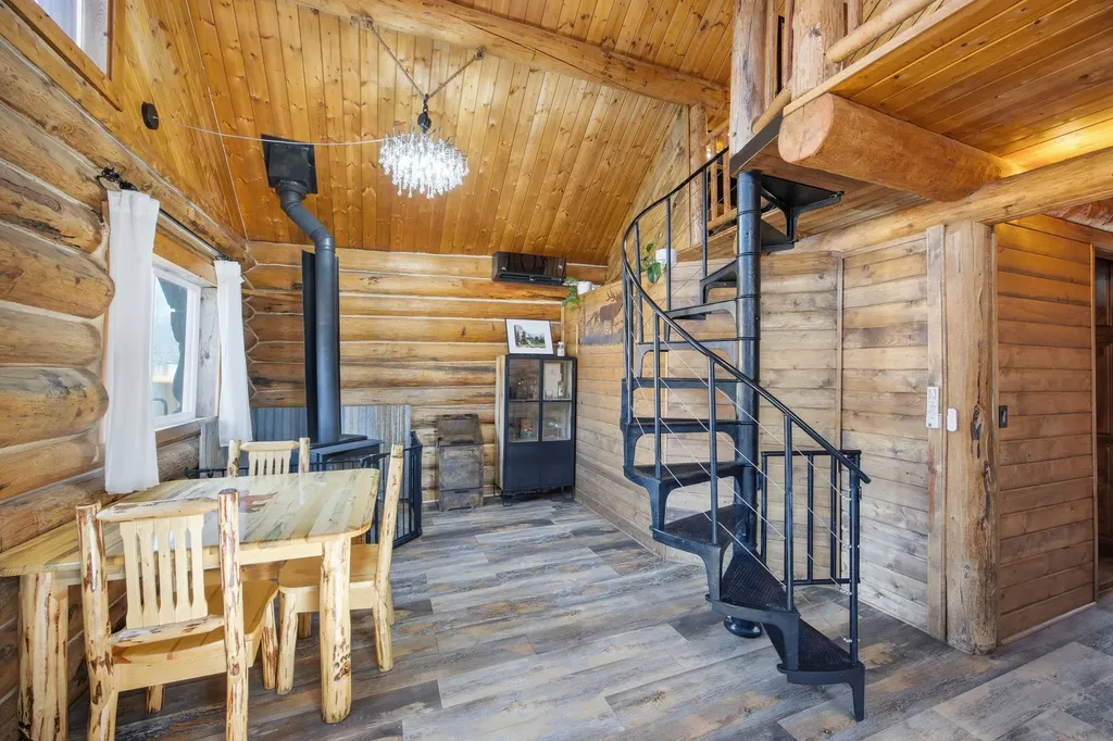 12407 Hawk Lane Clinton MT 59825