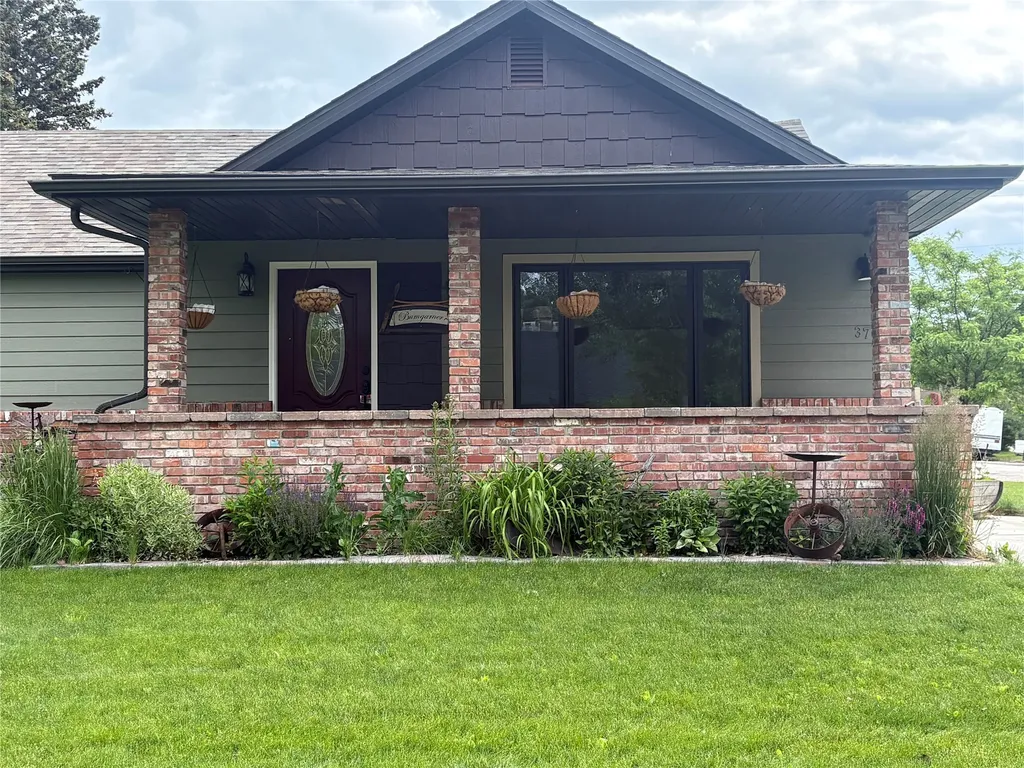 37 4th Avenue SW Choteau MT 59422