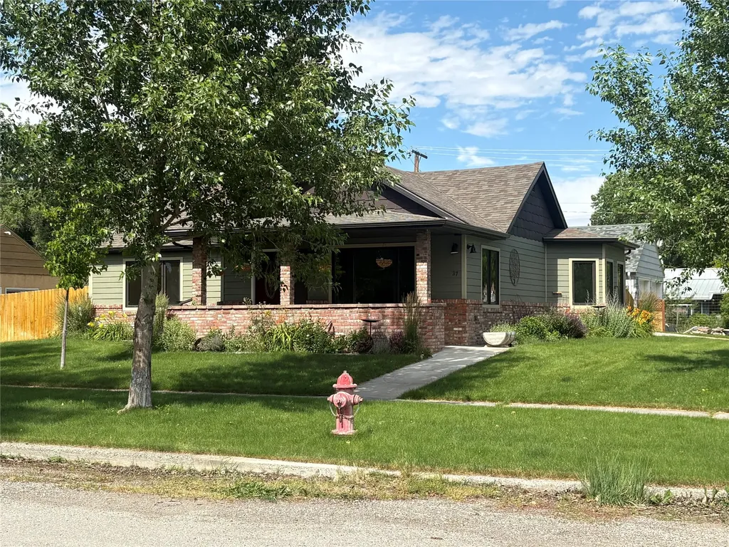 37 4th Avenue SW Choteau MT 59422