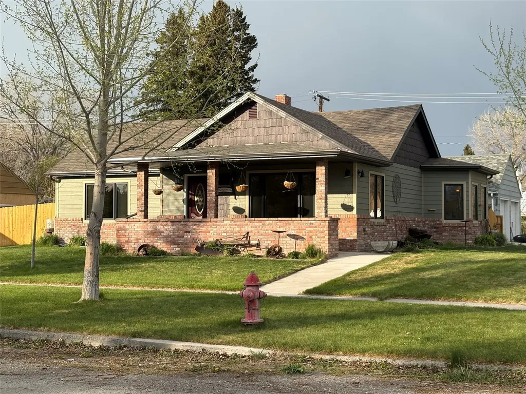 37 4th Avenue SW Choteau MT 59422