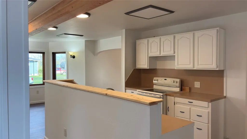 37 4th Avenue SW Choteau MT 59422
