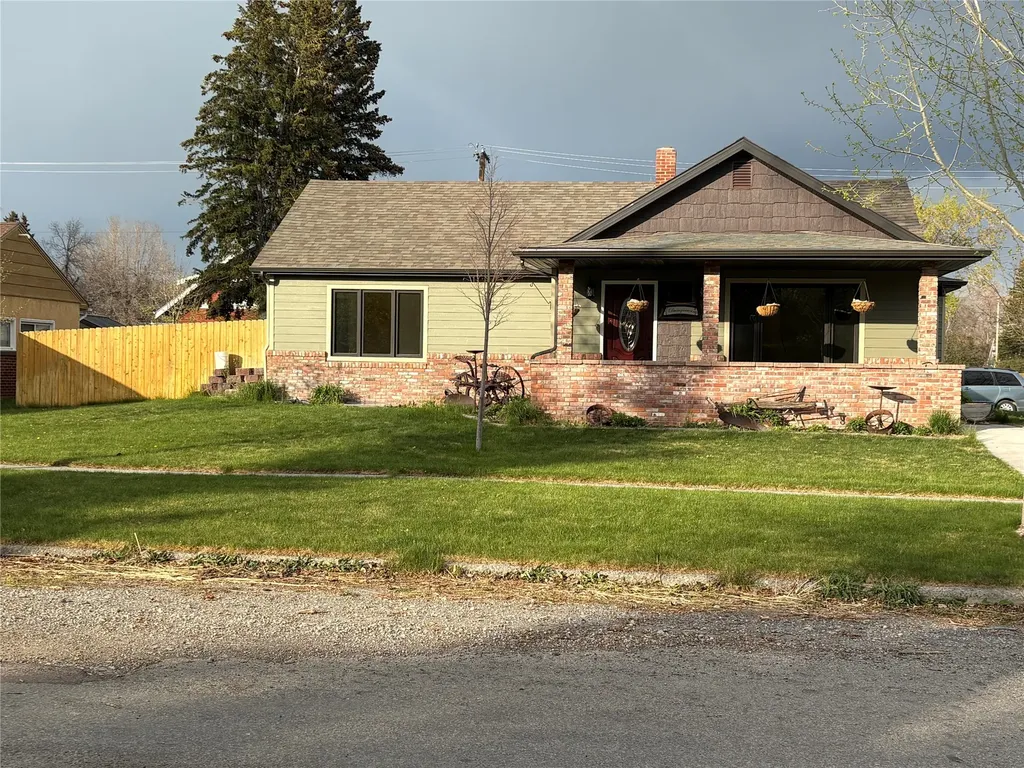37 4th Avenue SW Choteau MT 59422