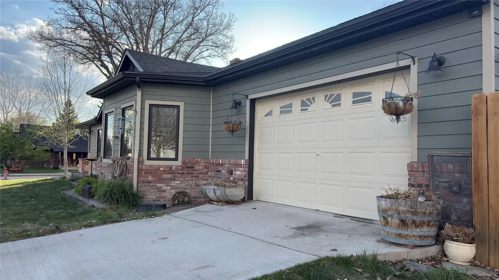 37 4th Avenue SW Choteau MT 59422