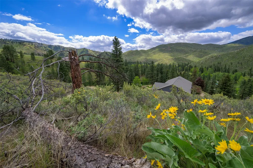 5380 Us Highway 93 S Conner MT 59827