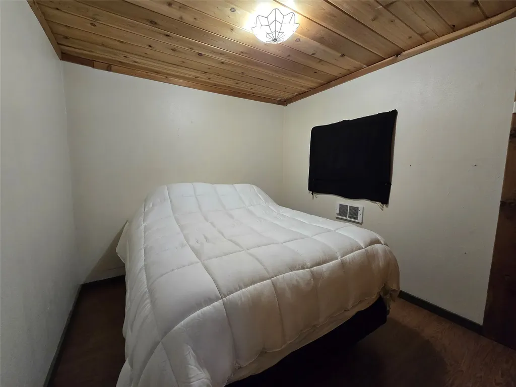 397 River View Drive Yaak MT 59935