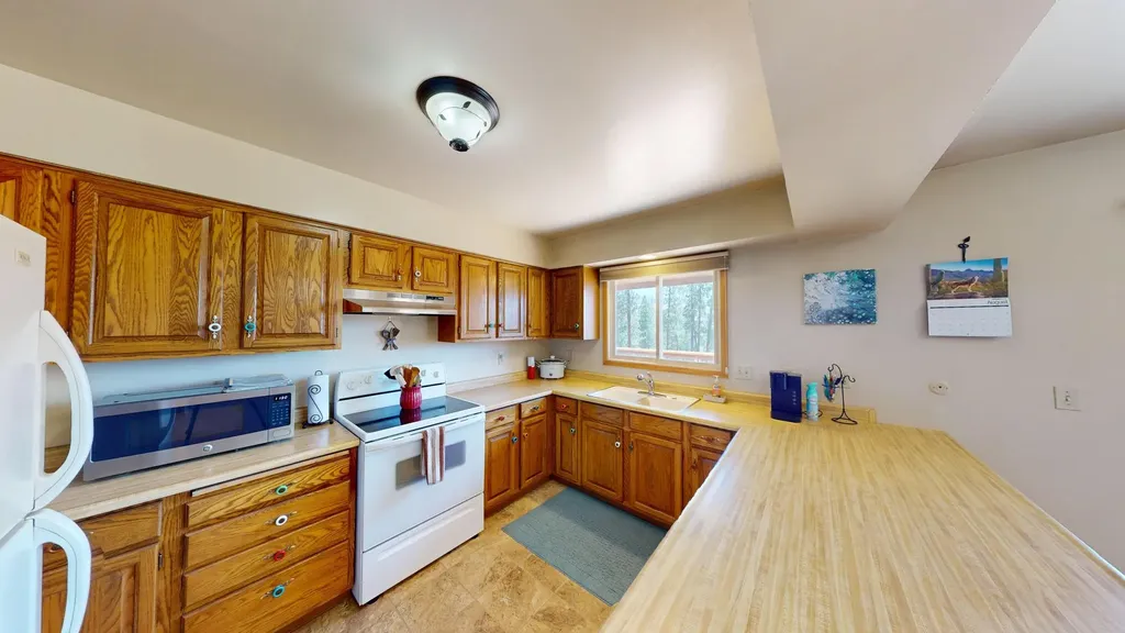 9 Cross Lane Plains MT 59859