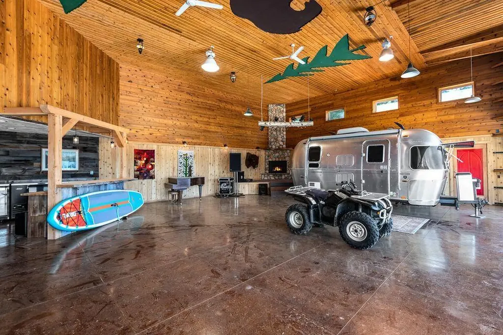 6825 Highway 93 N Olney MT 59927