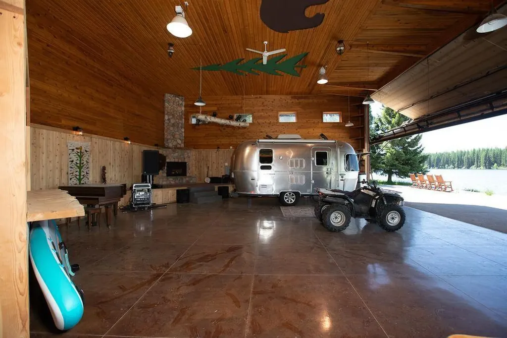 6825 Highway 93 N Olney MT 59927