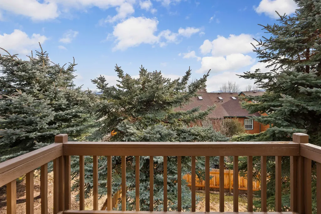 109 O'brien Terrace Bigfork MT 59911