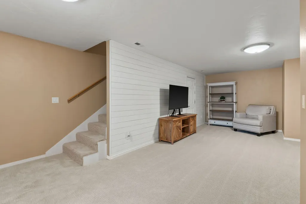 109 O'brien Terrace Bigfork MT 59911