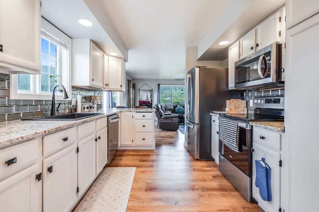 30 Knapp Lane Kalispell MT 59901