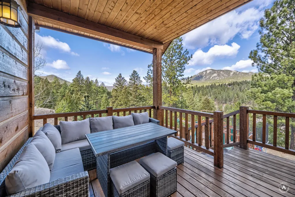 214 Solomon Mountain Road Clancy MT 59634