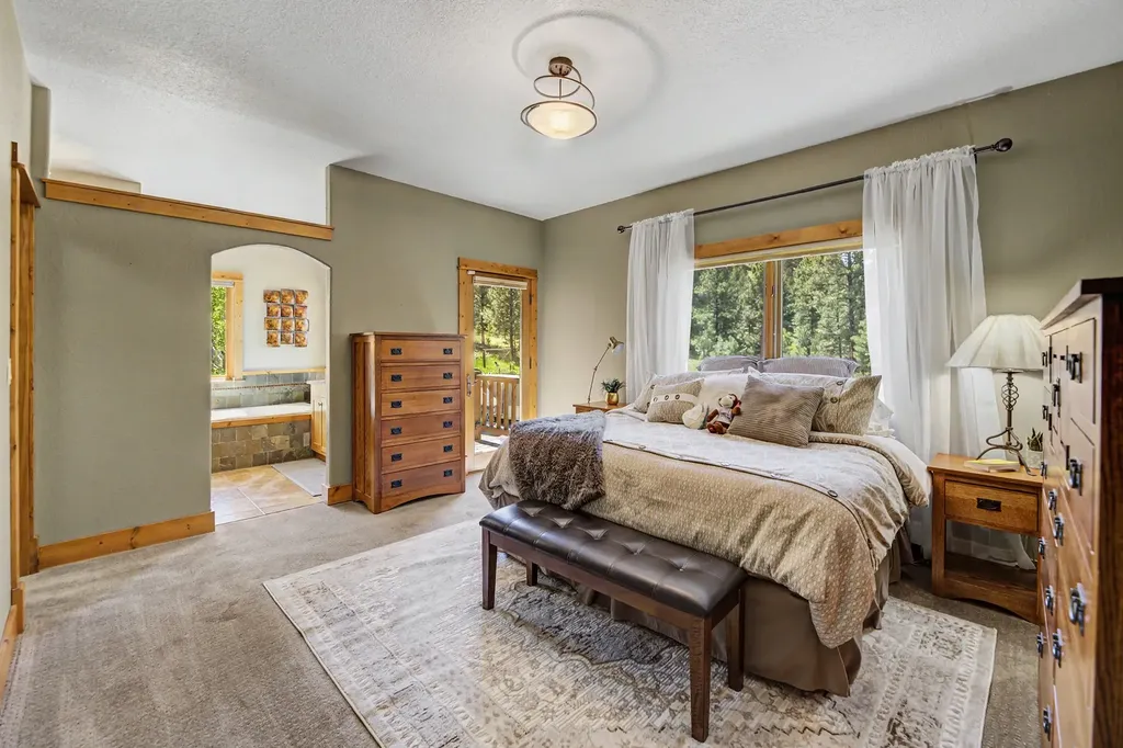 214 Solomon Mountain Road Clancy MT 59634