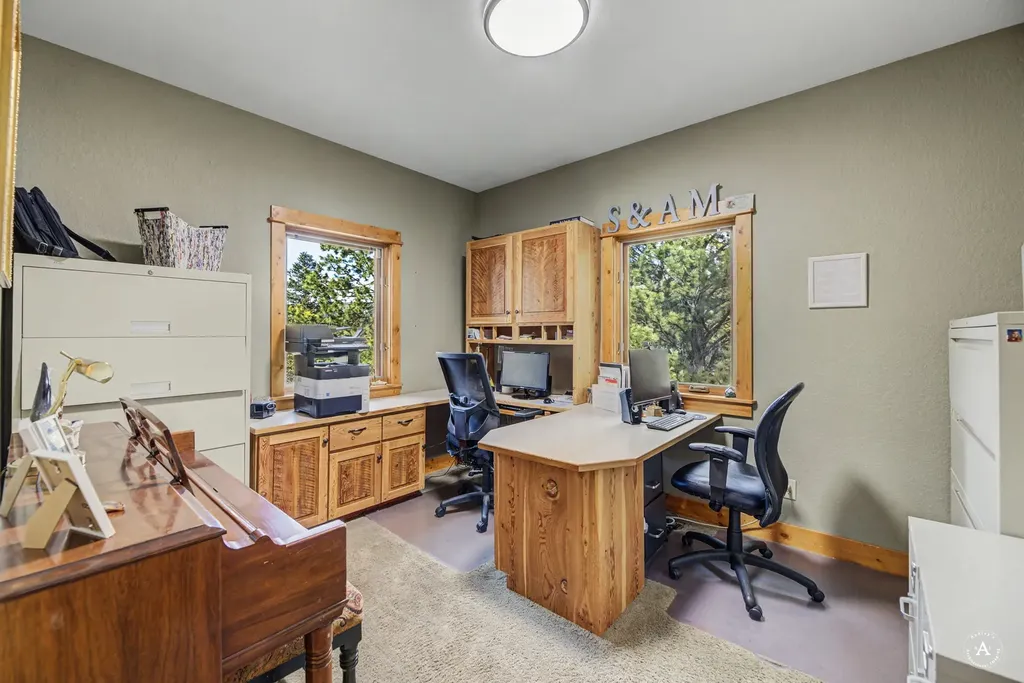 214 Solomon Mountain Road Clancy MT 59634