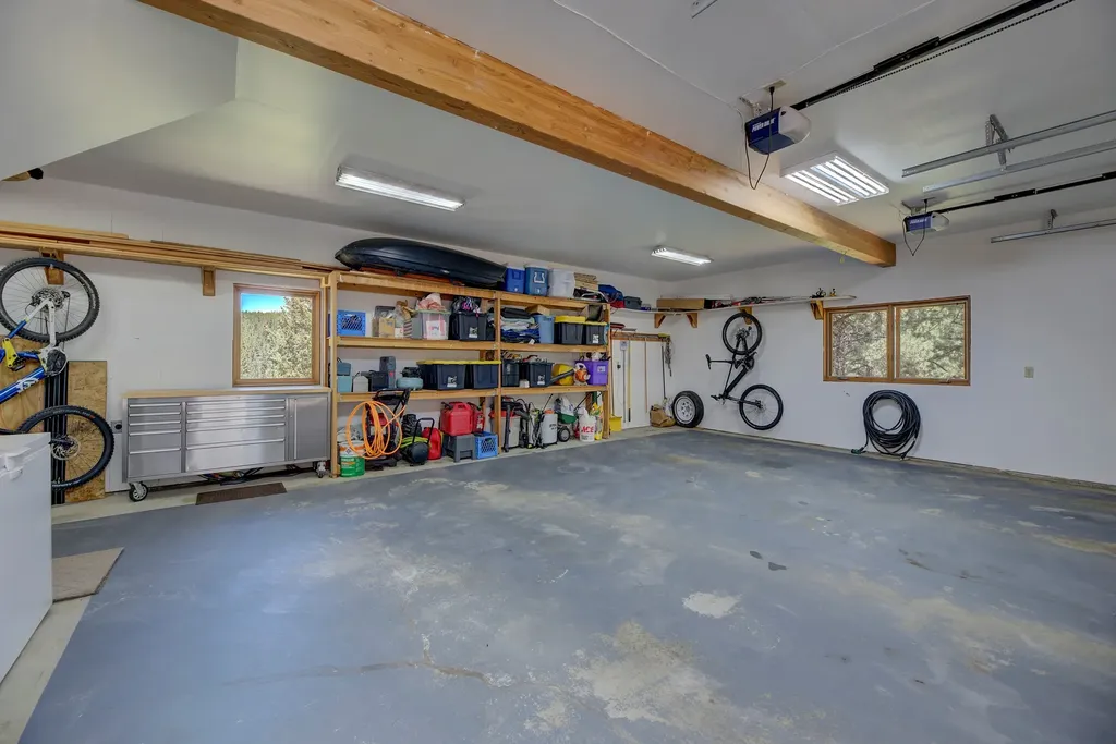 214 Solomon Mountain Road Clancy MT 59634