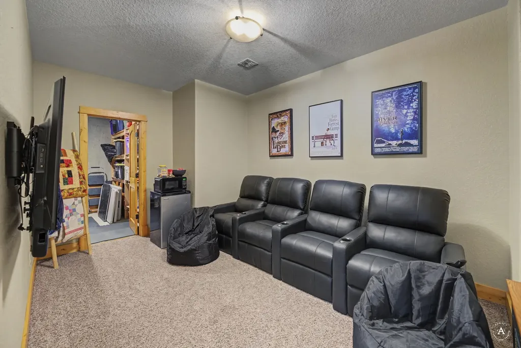 214 Solomon Mountain Road Clancy MT 59634