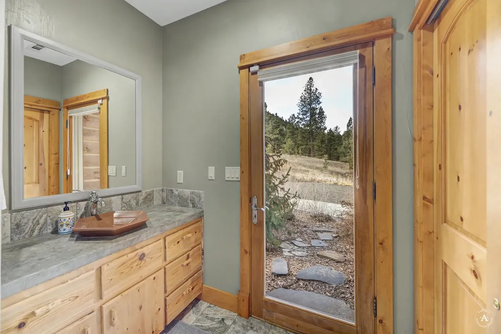 214 Solomon Mountain Road Clancy MT 59634