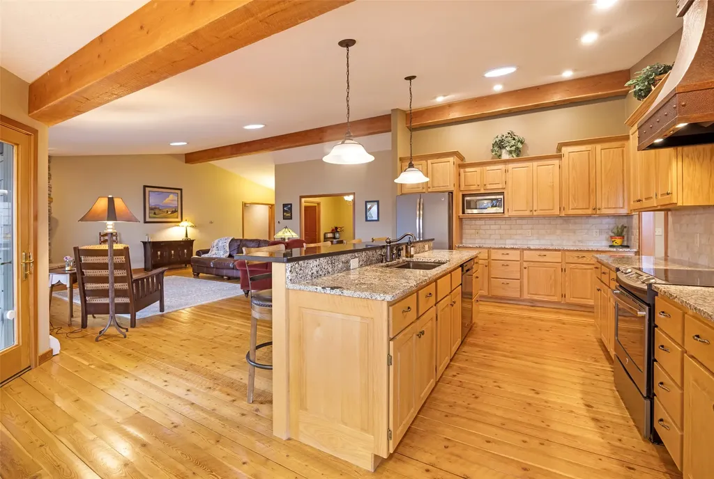 15940 Highland Drive Florence MT 59833