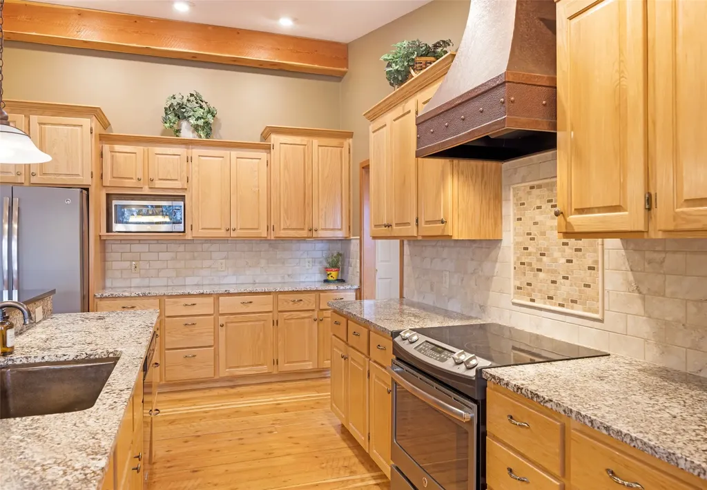 15940 Highland Drive Florence MT 59833