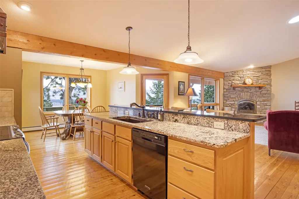 15940 Highland Drive Florence MT 59833