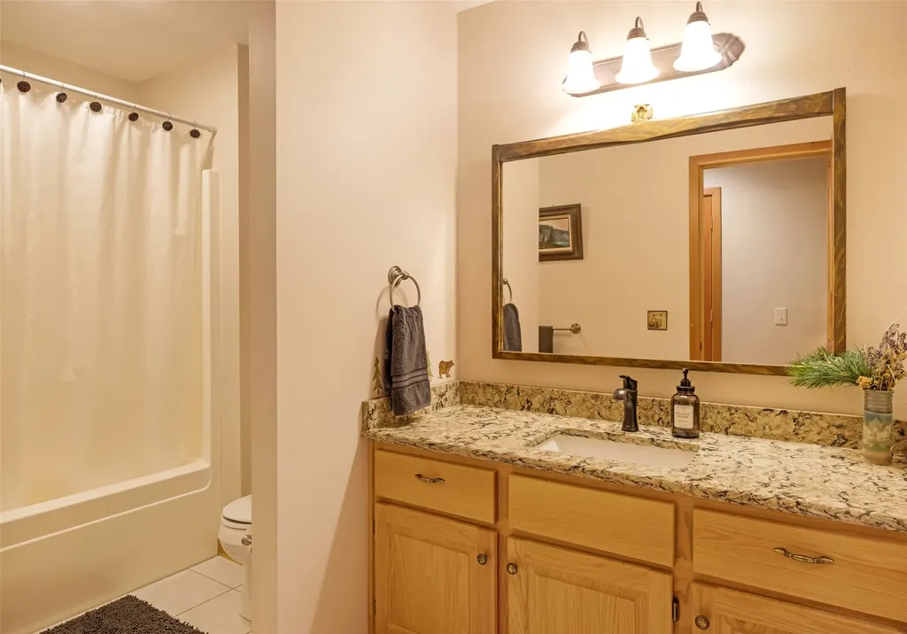 15940 Highland Drive Florence MT 59833