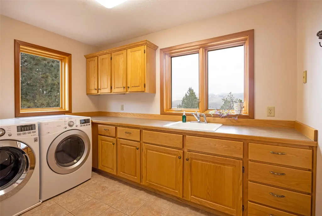 15940 Highland Drive Florence MT 59833