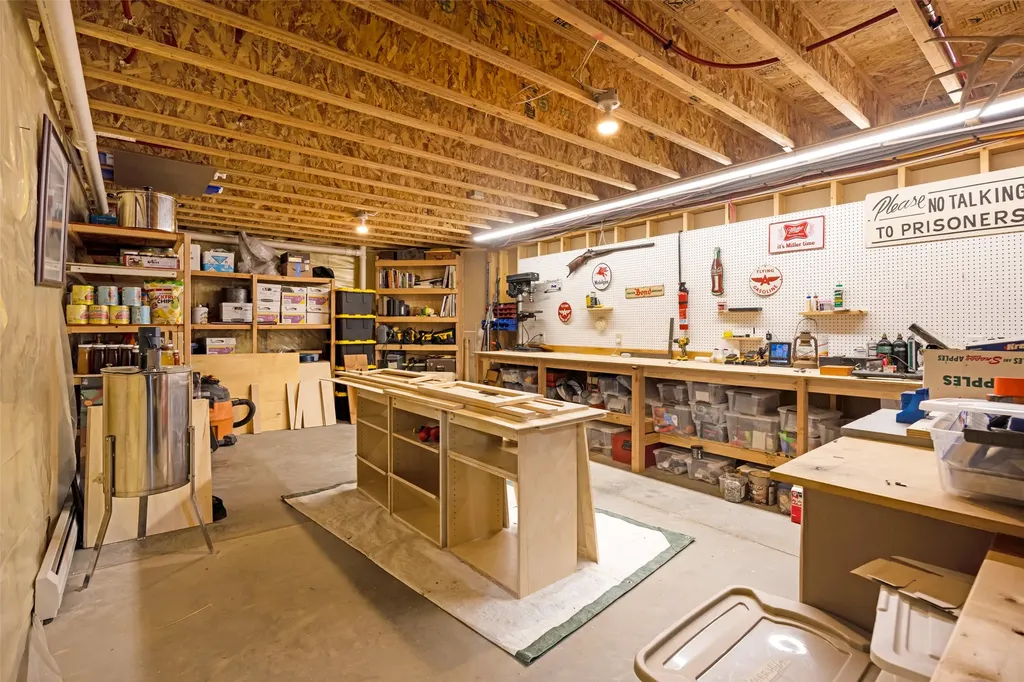 15940 Highland Drive Florence MT 59833