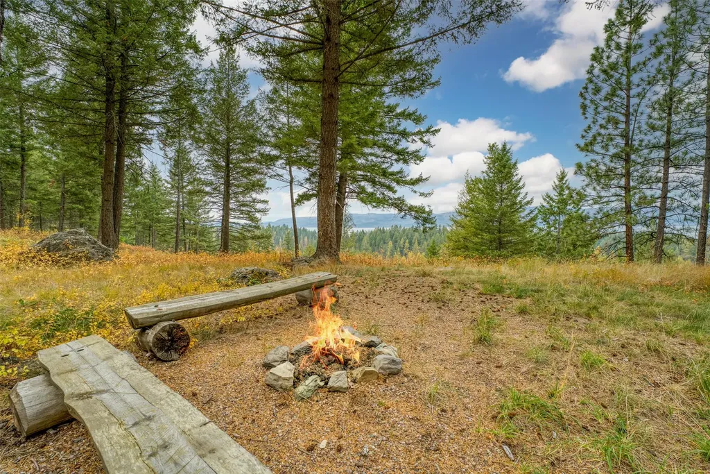 237 Timberjack Trail Bigfork MT 59911