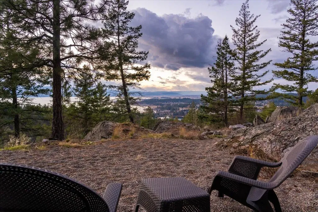 237 Timberjack Trail Bigfork MT 59911